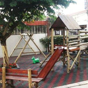 Playground com Piso de Borracha Ossinho